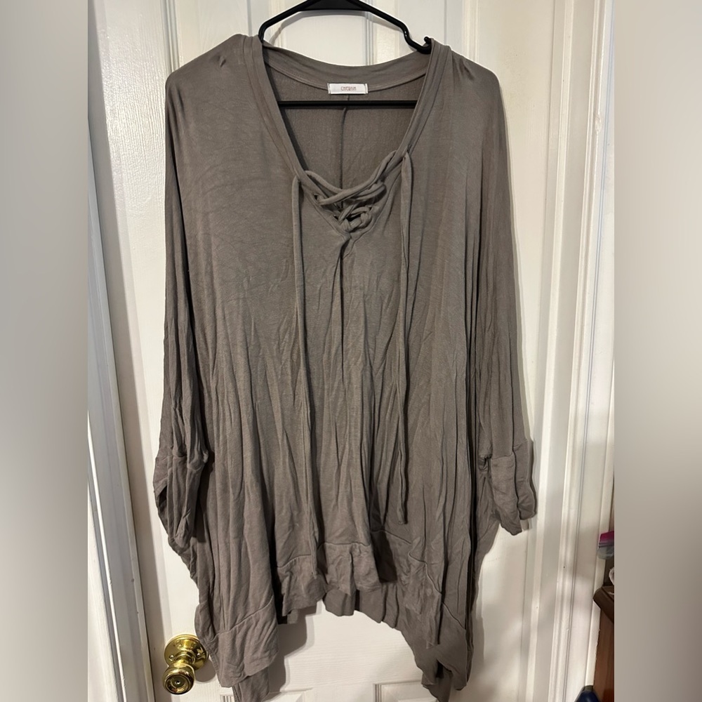 Long Sleeve Flowing Grey Tunic